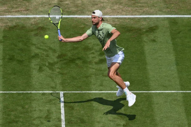 Amid Fast-Paced Grass Season, Leading-Edge Instructional Magazine tennisplayer.net Offers Insights on The Transition Game