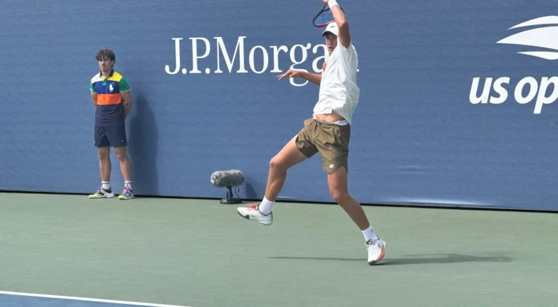 Smart Leg Recovery For Tennis Players: What Helps Between Matches